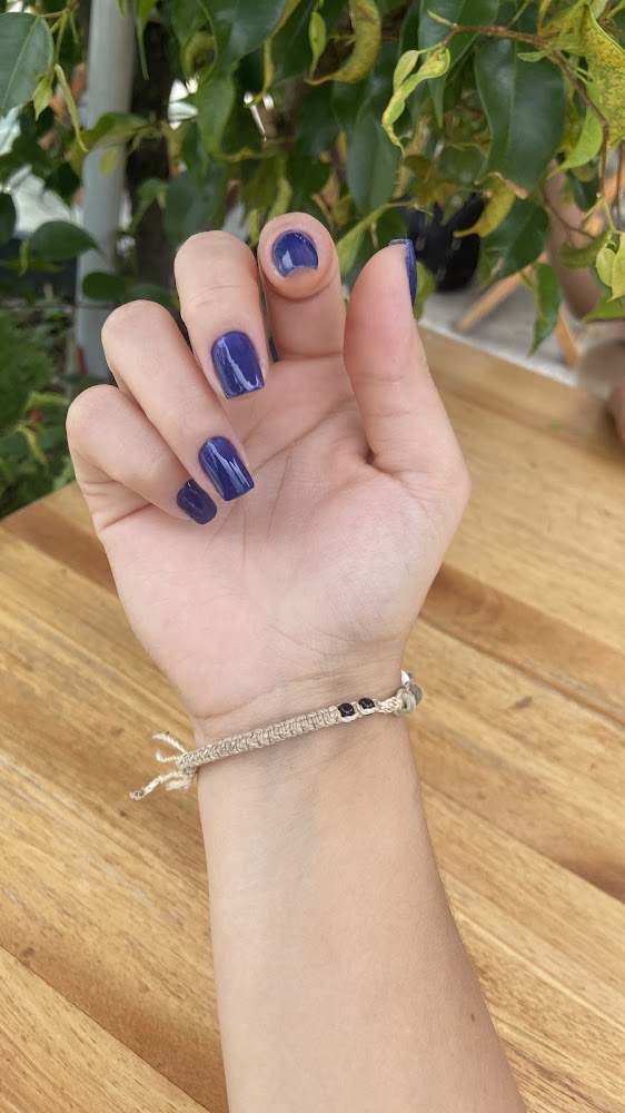 Unhas em azul